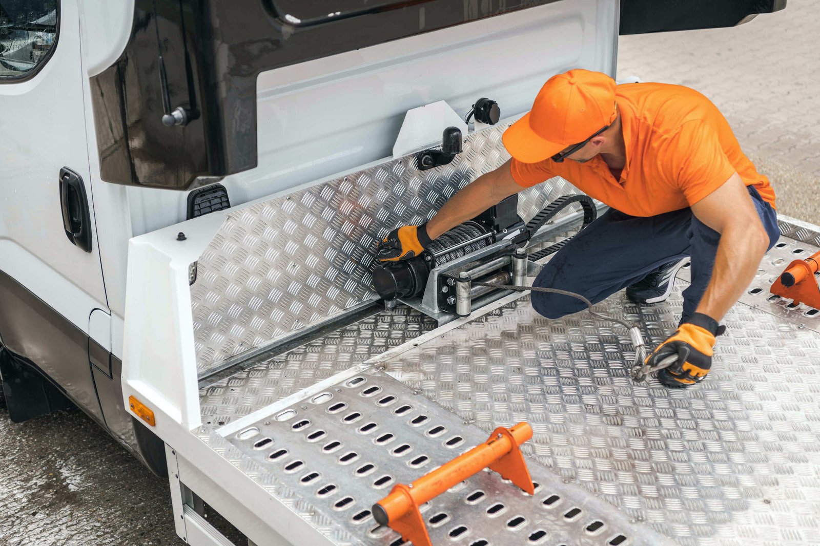 Mississauga-Ontario-Winching-Services