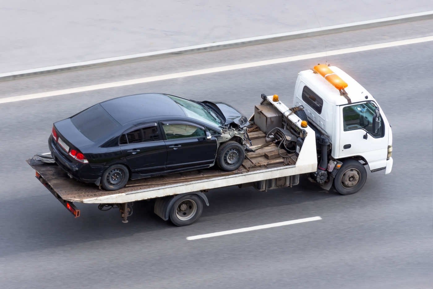 Mississauga-Ontario-flatbed-towing-shot